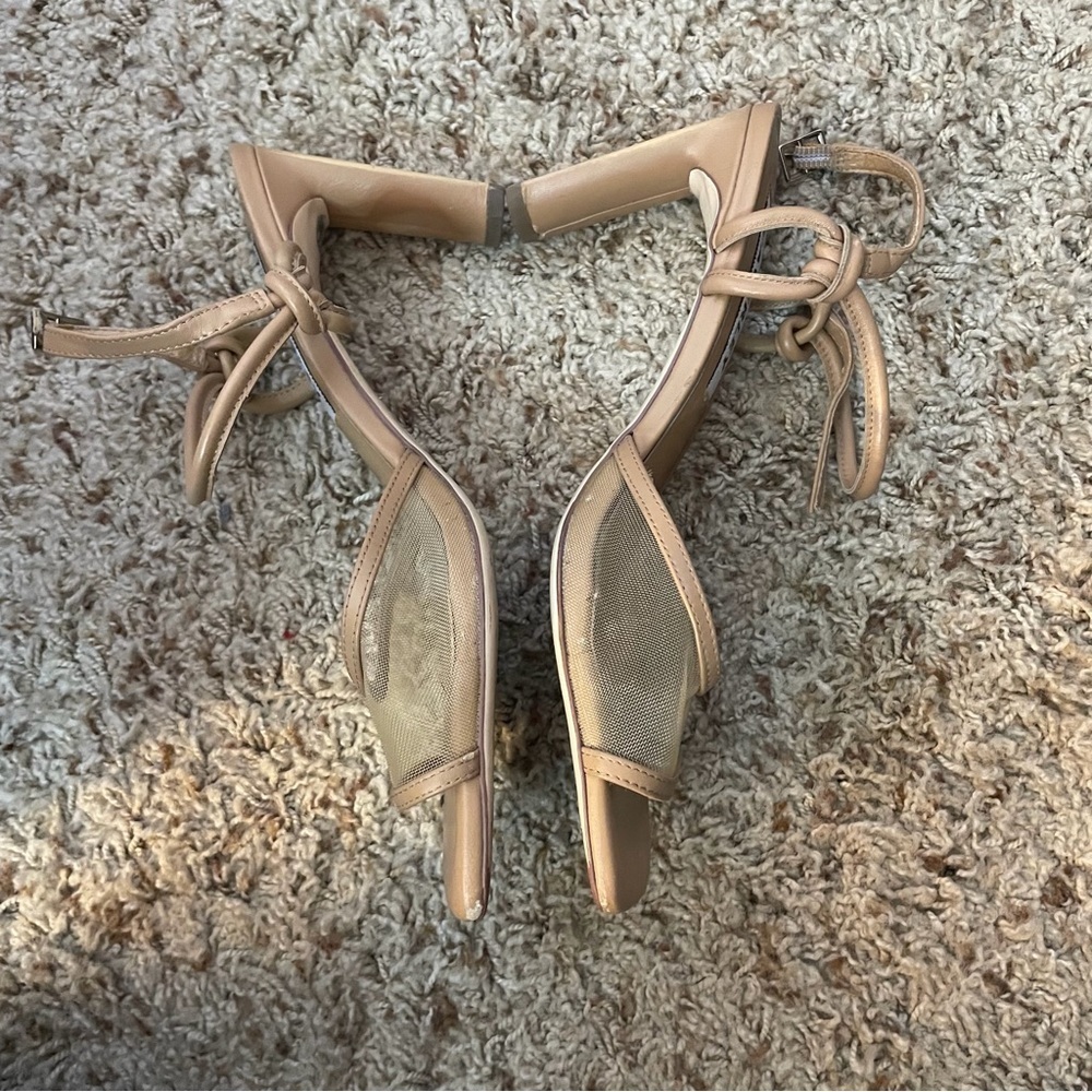 Caverly Heels size 39 - Picture 3 of 6
